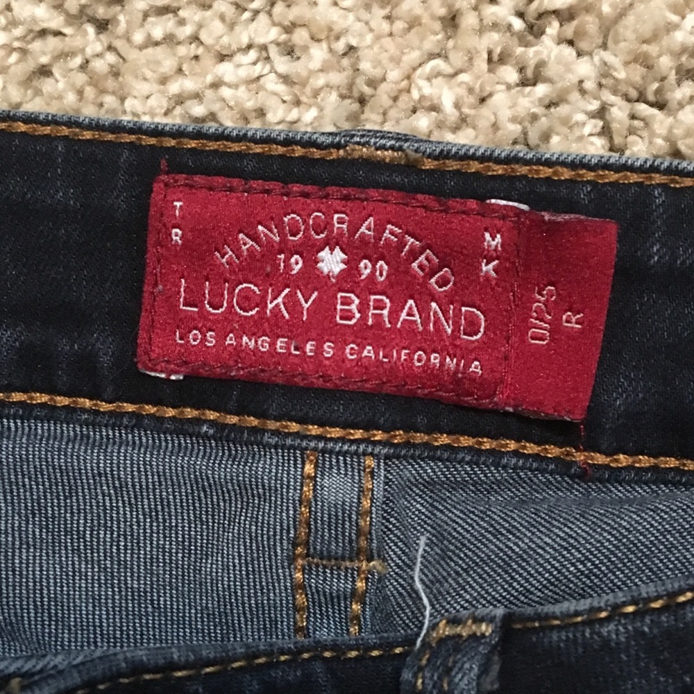 Lucky brand dark wash jeans
